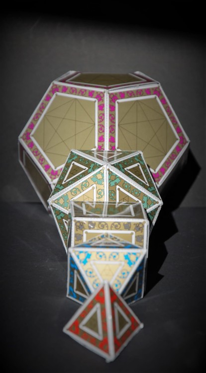 Bryły platońskie po złożeniu