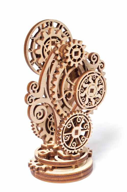 Ugears-Steampunk-Clock-Mechanical-Model-DSC4576-min.jpg