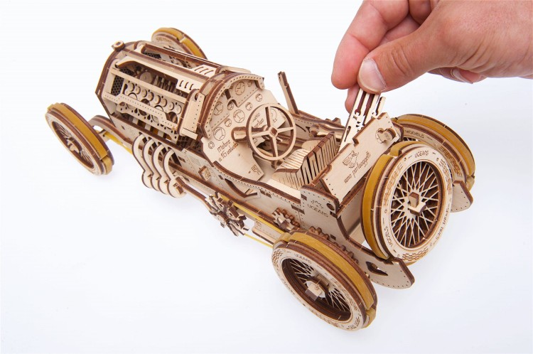 Ugears-U-9-Grand-Prix-Car-Mechanical-model