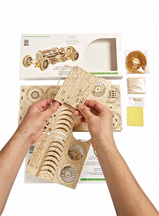 Ugears-U-9-Grand-Prix-Car-model zawartość zestawu