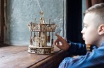 Karuzela - mechaniczny model DIY