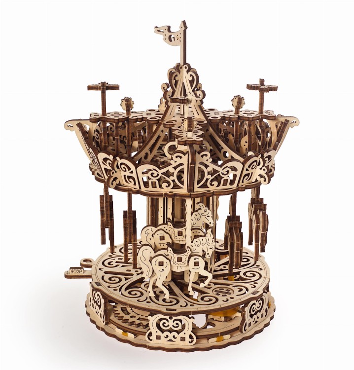 Karuzela - mechaniczny model DIY