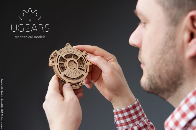 Wieczny kalendarz drewniany Ugears Date Navigator