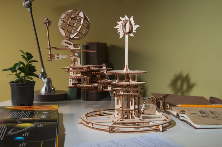 Tellurion - ruchomy model układu słonecznego 3d - Ugears