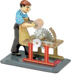 Pilarz - model napędzany maszyną parową Wilesco