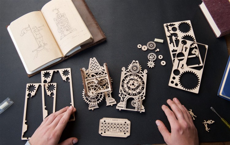 Wieża zegarowa - model DIY Ugears