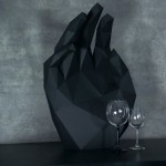 Kartonowa stojąca rzeźba 3D - dłoń nowekartnowe