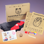 Kartonowa stojąca rzeźba 3D - dłoń nowekartnowe