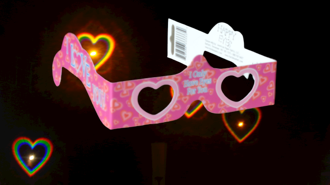 Okulary holograficzne - motyw serce