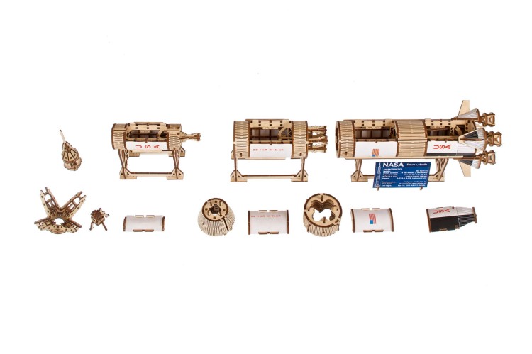 Model rakiety NASA Saturn V - Ugears