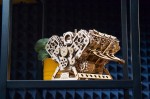 Ruchomy model silnika V8 – Model Mechaniczny do składania Ugears