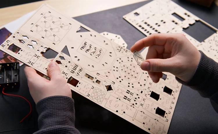 Latarnia Morska Split Rock, drewniany model do składania Ugears