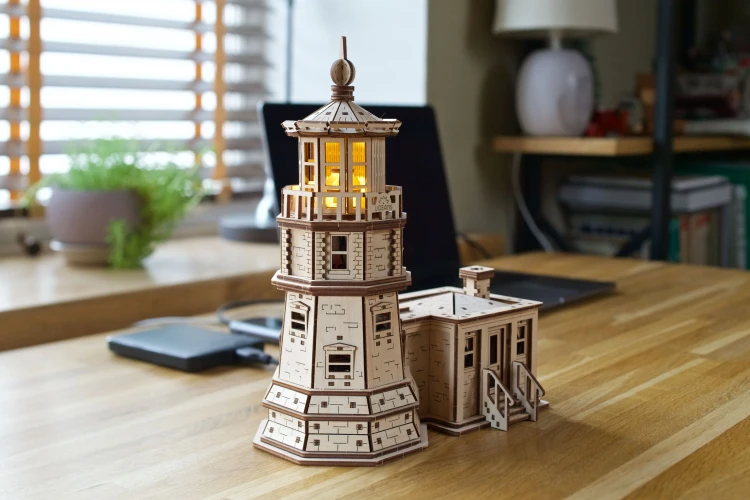 Latarnia Morska Split Rock, drewniany model do składania Ugears