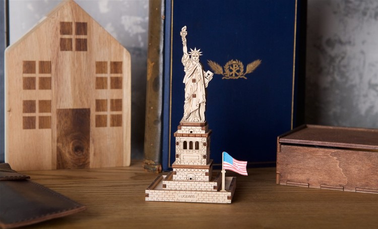 Statua Wolności – mały model do składania Ugears