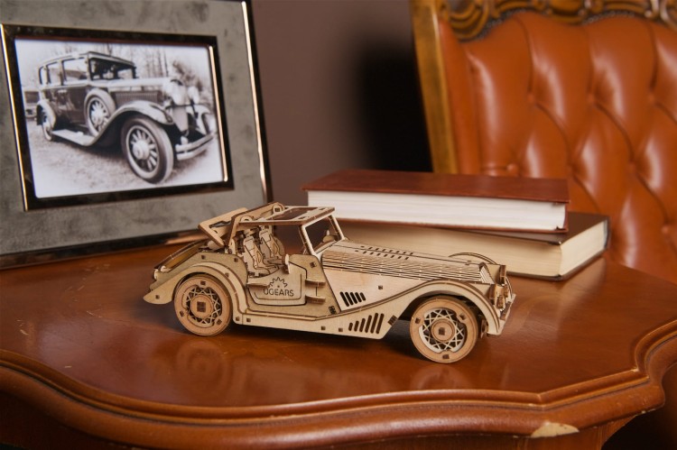 Sport Car Rapid Mouse – model mechaniczny samochodu do składania Ugears