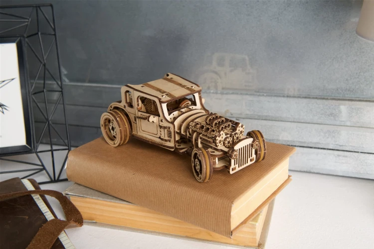 Hot Rod Furious Mouse – model mechaniczny samochodu do składania Ugears