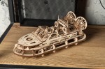 Poduszkowiec ratunkowy – Model Mechaniczny do składania Ugears