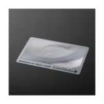 Powiększająca karta kredytowa