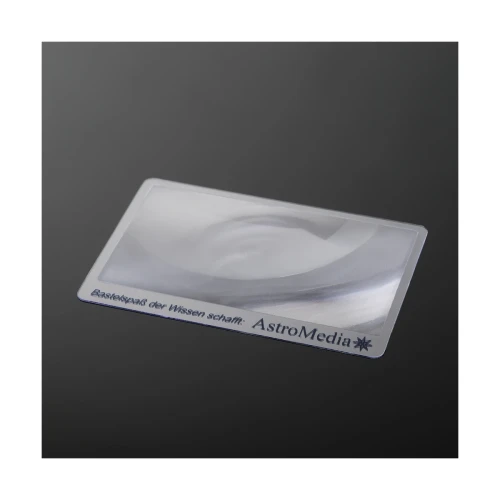 Powiększająca karta kredytowa