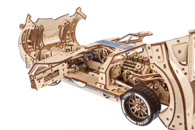 UGT-24 Wyścigówka Enduro – Model Mechaniczny do składania Ugears