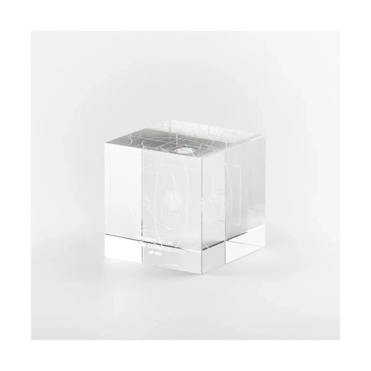 Masywny przycisk do papieru "Mysterium Cosmographicum" w ozdobnym pudełku