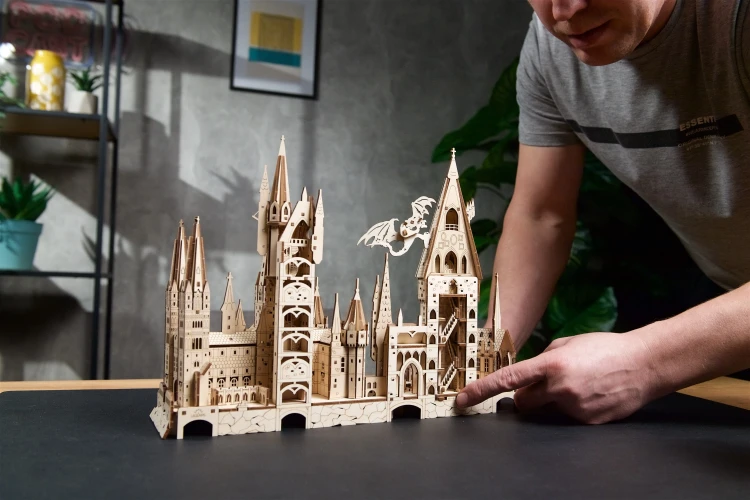 Zamek Hogwart drewniane puzzle 3d Ugears