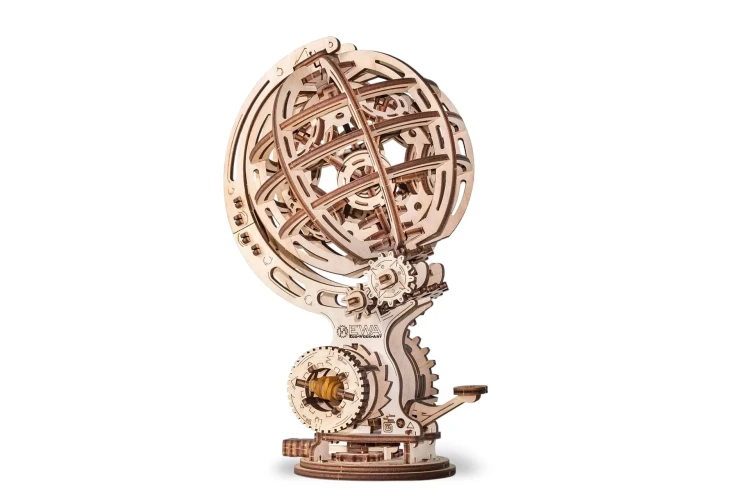 Ruchomy globus - drewniane, mechaniczne puzzle 3D