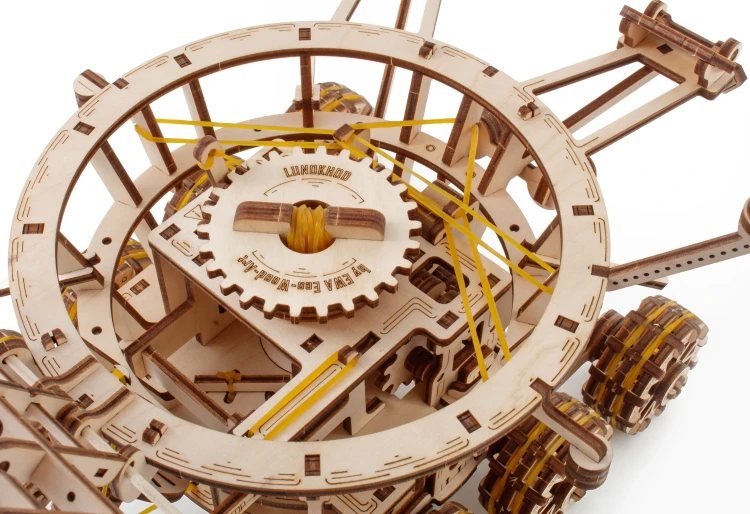 Łazik księżycowy Łunochod - mechaniczne puzzle 3d