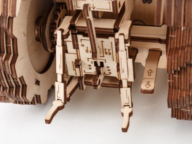 Traktor - drewniane, mechaniczne puzzle 3D