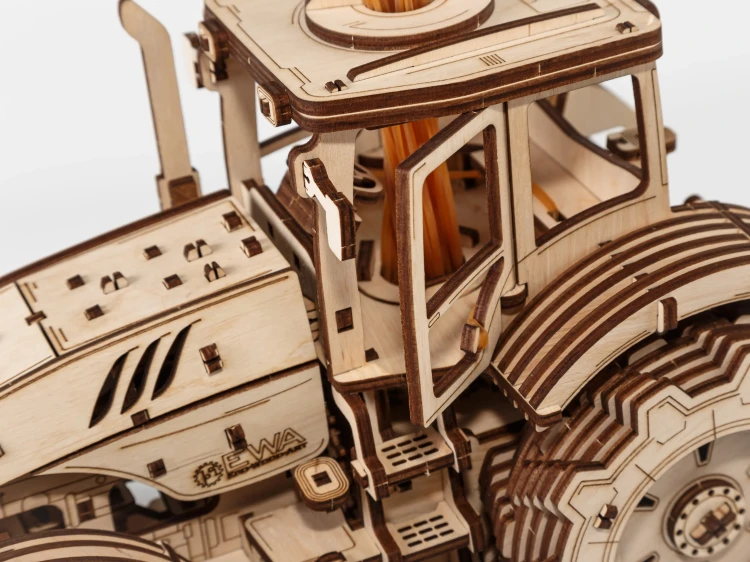 Traktor - drewniane, mechaniczne puzzle 3D