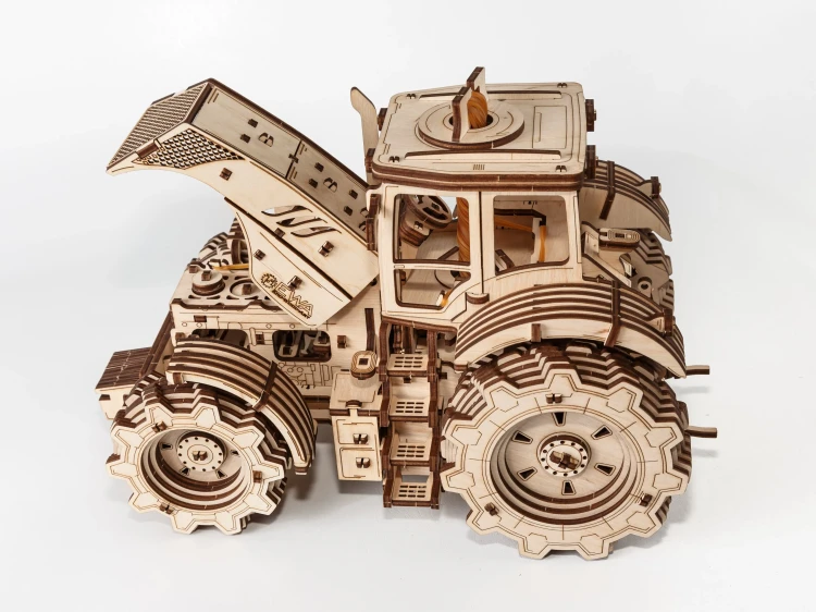 Traktor - drewniane, mechaniczne puzzle 3D