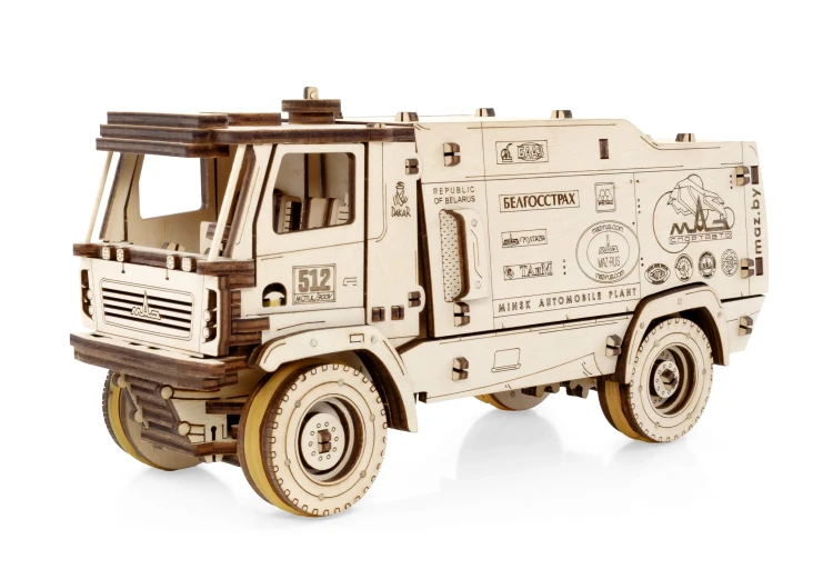 Ciężarówka MAZ 5309- drewniane, mechaniczne puzzle 3D