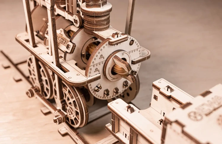 Model kolejki Locomotion - drewniane mechaniczne puzzle 3D