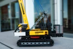 Klocki konstrukcyjne - Żuraw gąsienicowy Liebherr - dla dzieci od lat 7