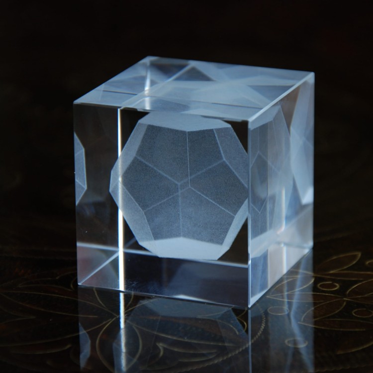 Przycisk do papieru "dodekaedr"