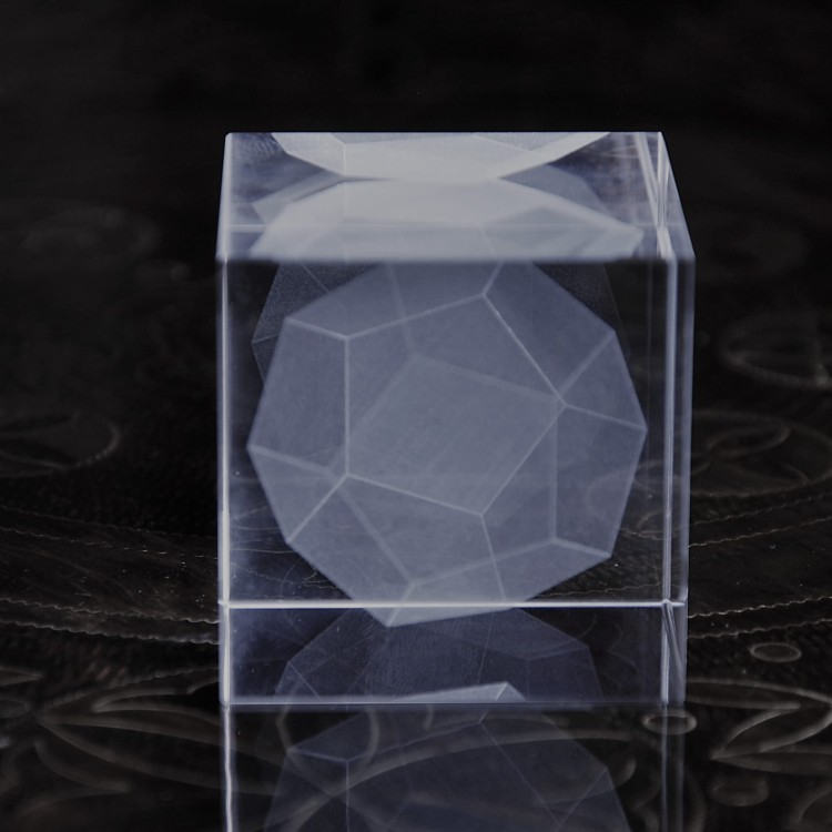 Przycisk do papieru "dodekaedr"